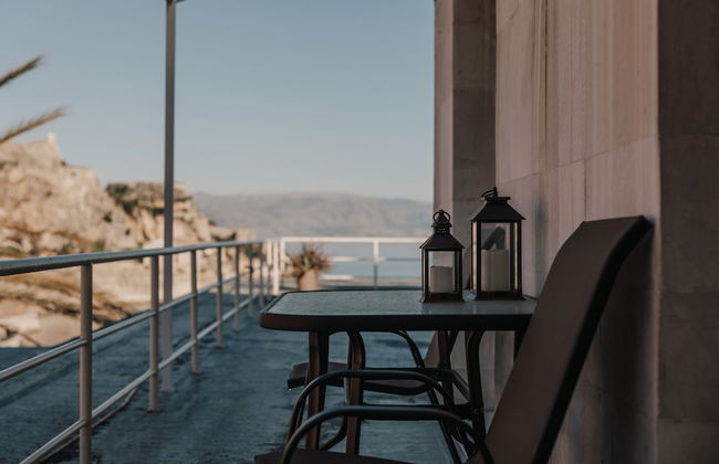 Old Fortress View Roof Top Apartment by Konnect - Foto 17