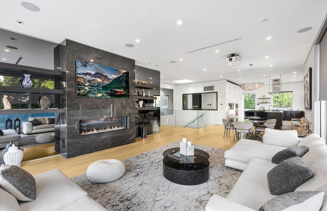 Sunset Heights - Elegant Modern Villa With Beautiful Views in the Hills - Foto 13