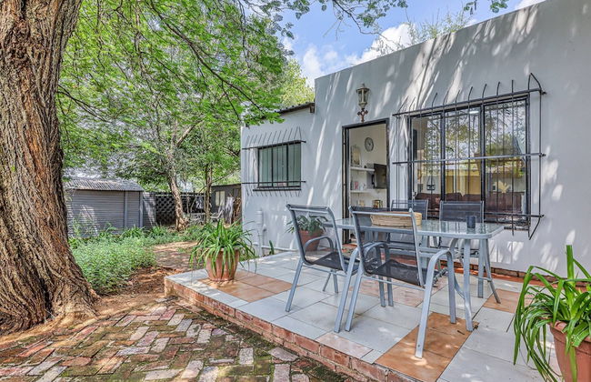 The Cottage-1 Bed-pool-bbq-fibre-solar-samrand - Foto 26