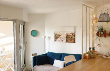 Le BULOT BLEU - 2 vacanciers - 1 chambre - Terrasse - 2 vélos - Parking - Plages et Commerces à pied - Foto 3