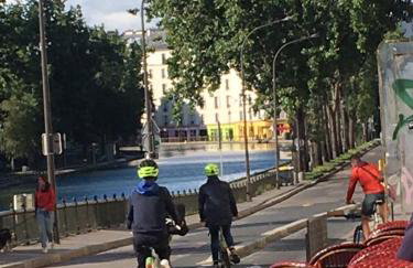 Paris, au bord du Canal Saint Martin - Foto 12