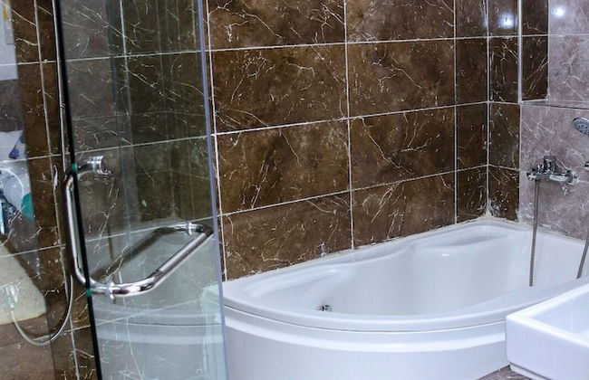 Luxury 4 Bedroom with a Rooftop Pool - Foto 41