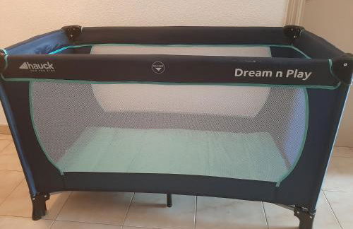 50 m de la plage! Proche du centre ville! Piscine! Vue sur mer et montagnes! Wifi! 2 vélos à disposition! - Photo 28