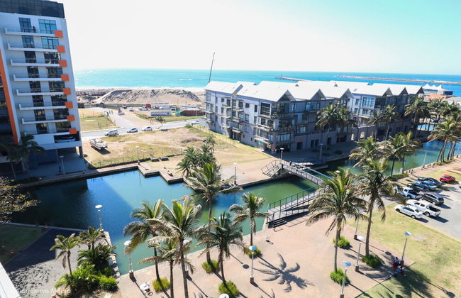 1 Bedroom Luxury Apartment - Photo 35