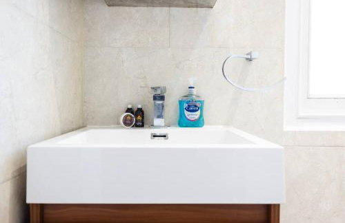 Comfy 2-Bed Flat On Upper St - Next To Tube - Foto 22