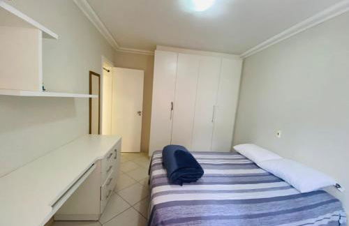 Apto à 100m a pé da praia central - Foto 19