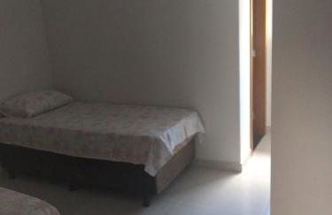 Excelente apartamento completo próximo ao centro - Foto 2