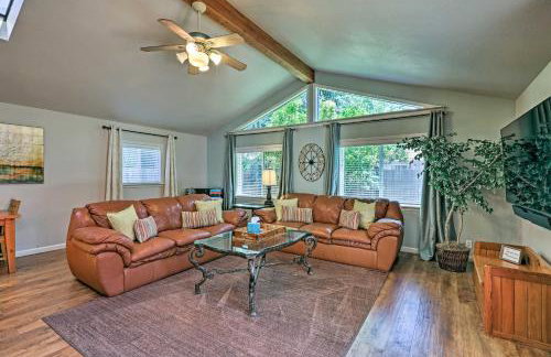 Pet-Friendly Flagstaff Home with Mountain View - Foto 5