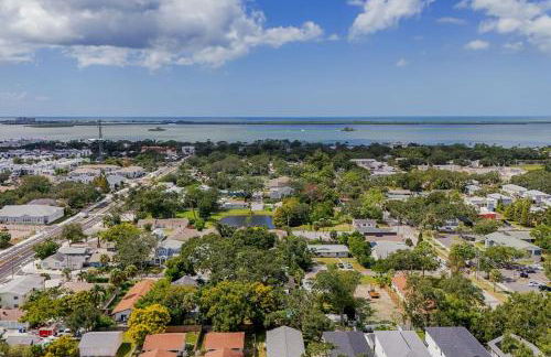 Cozy Coastal Cottage Whole House Sleeps 10 - Foto 36