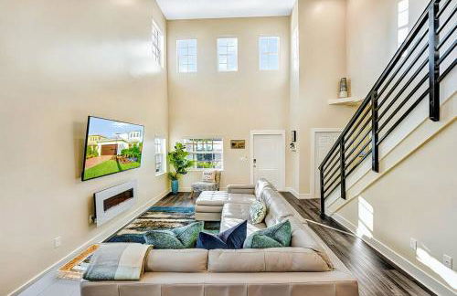 New Designer's Dream Delray Beach Oasis Heated Pool, Large Patio, Close to the Ave - Foto 6