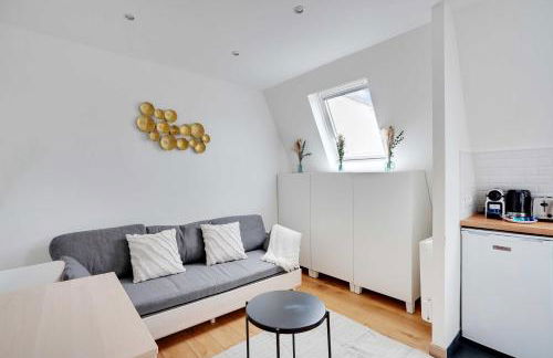 Studio 2P near Trocadero - Eiffel Tower - Foto 1