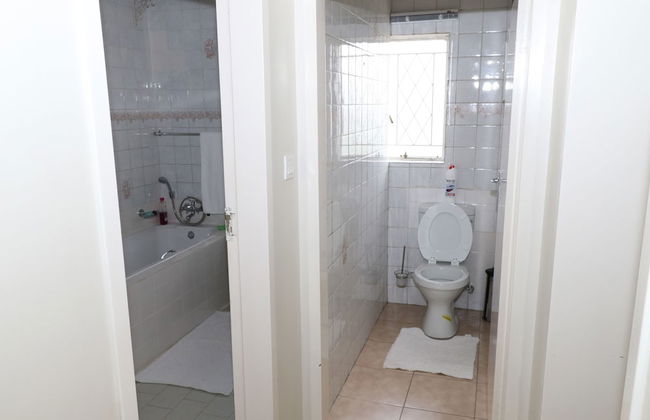 Eastlea 3-Bedroom Apartment - Foto 11