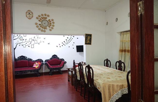 More Attractive Wonderful 1950 Mid-century Home With Another Newly Built House - Foto 11