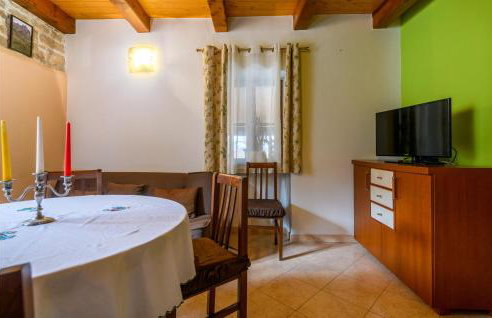 Nice Home In Mandalencici With Kitchen - Foto 10