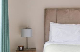 Luxurious 2 Bedroom City Centre Apartment Walking Distance to Everything Sleeps 6 - Foto 46