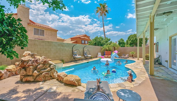 Desert 6BR Pool BBQ Games Parking - S1 - Foto 5, Habitación