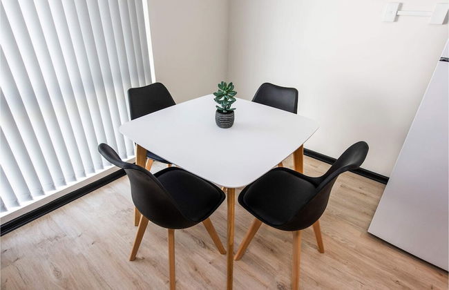 Convenient 1BR Apartment Close to Foreshore & Cbd - Foto 4