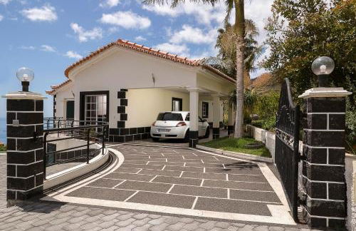 Villa Neto - Photo 1