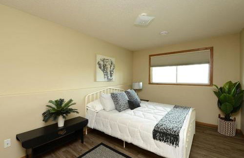 Updated Twin Home near Sanford Medical Center - Foto 24