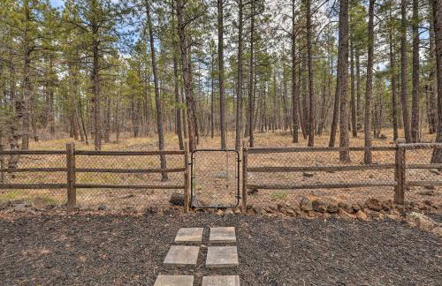 Renovated Cottage with Fire Pit in Munds Park! - Foto 25