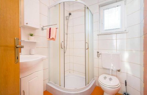 Nice Apartment In Rtina With Wifi - Photo 22