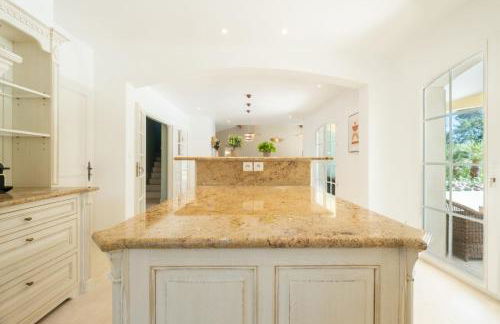 Jewel of 280m with Infinity Pool in Absolute Calm - Foto 19