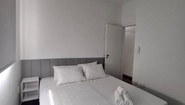 Apartamento 3 quartos no bairro Floresta, na melhor localização de BH, próximo às principais avenidas, ao lado do colégio Batista, com supermercado, farmácia e bares na esquina - Foto 4