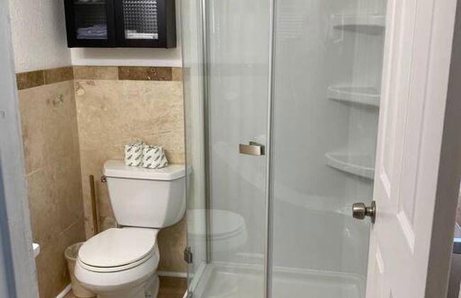 The Seashell Suite w Private Balcony Walk 2 Beach - Foto 18