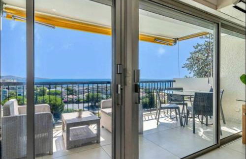 Magnificent 3 Rooms-Sea View-Terrace-Pool - Photo 4