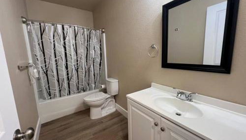 Freshly renovated home in a vintage neighborhood - Foto 2