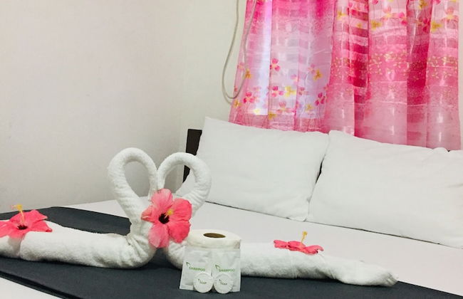 Bebs and Jocel Apartment - Foto 25