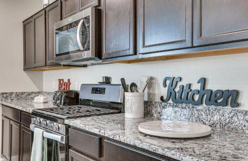 Patio and Fire Pit! Cozy Desert Retreat in Buckeye - Foto 11