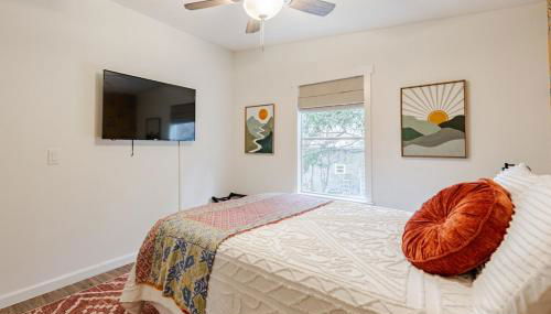 River Access at Blanco River, Charming Big Cottage - Foto 4