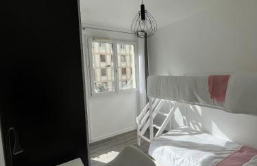 Entire 60m2 apartment - Close to Paris - Parking - Kitchen - 2min RERB - Olympic'24 - Foto 43