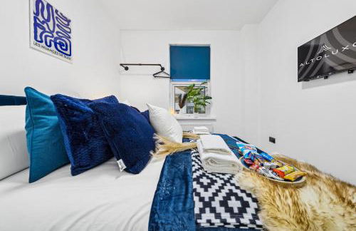 Deja Two Luxe 4BR House By AltoLuxo Short Lets & Serviced Accommodation With Free WiFi & Parking - Foto 41