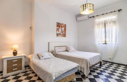 Cozy Home In Puente Genil - Foto 21