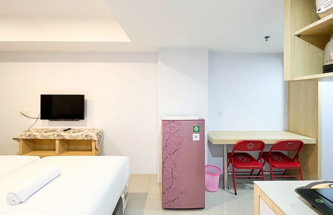 Homey And Cozy Studio At De Prima Apartment - Foto 6