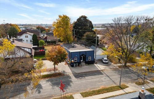 Blue Storefront 2ksqft, Arcade,Pooltable,Foosball - Foto 15