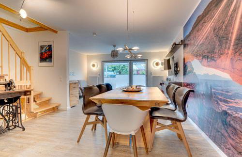 Köln-Pulheim Saphier Haus I15 min Köln Messe Lanxess I 180m2 über 4 Level I Komfort I P I Palmengarten I Babybett - Photo 1