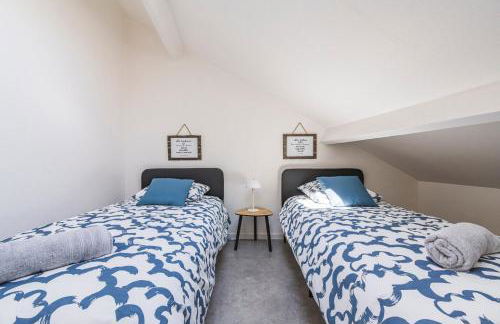 Tys Home, maison spacieuse avec parking - Foto 24