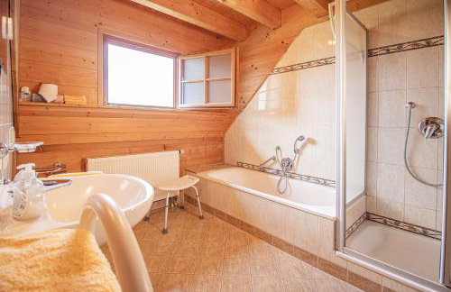 Weingut und Ferienhof Josef Huber - Photo 64