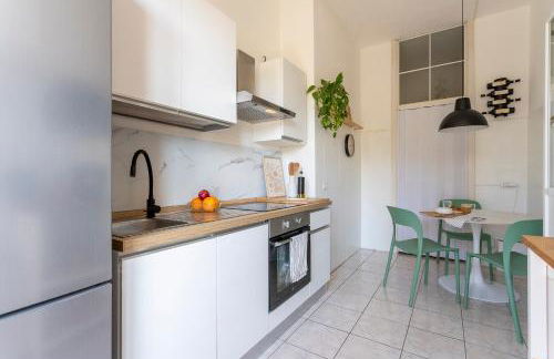 Yesclusive Apartment, parcheggio gratuito, Wi-Fi, vicino M4 Navigli, Humanitas, Forum Assago - Foto 14