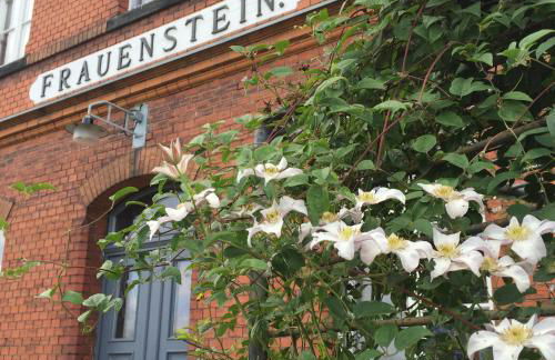 Bahnhof Frauenstein Wartehalle - Foto 26