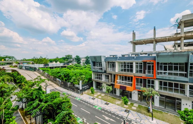 Elegant Wide View Studio Apartment at LRT City Jatibening - Foto 18