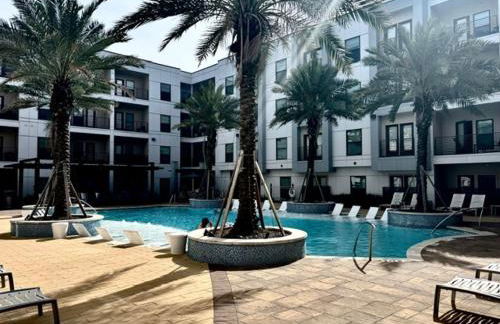 New! 1 Bed 1 Bath Medical Center NRG Area Middle of Everywhere - Photo 1