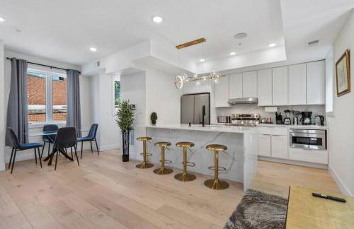 Charming Townhouse in Downtown DC with Rooftop Free Parking and WIFI Capitol Hill 4 - Foto 34