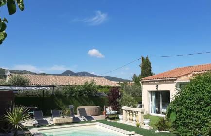 Eclats du Sud, villa les Cigales avec piscine, proche Cassis, meublé de tourisme 3 étoiles - Foto 17