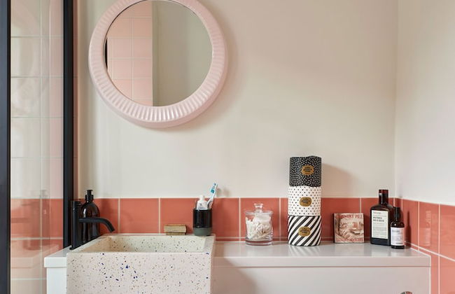 JOIVY Stylish 2-Bed House W/ Private Garden In Hackney - Foto 32