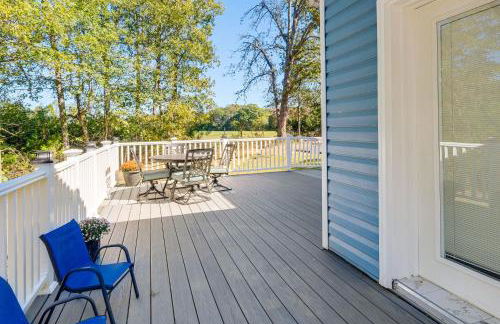 Walk to MIR Wooded Group Escape with Deck and Bar! - Foto 24