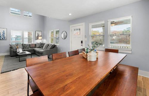 Large Modern Home Centrally located With Hot Tub - Foto 20